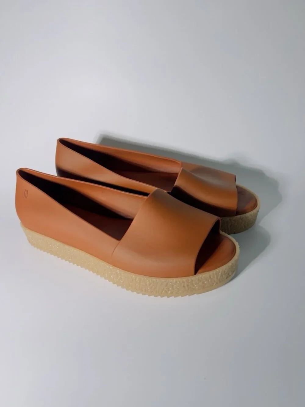 Melissa Puzzle Ad Platform Peep Toe Flats Caramel Women’s Size 8